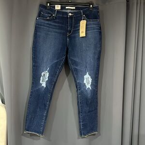 NWT Levi's Sculpt 711 Skinny jeans